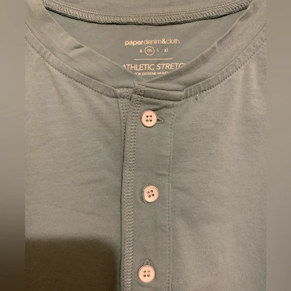 Green Tee - Picture 3 of 3